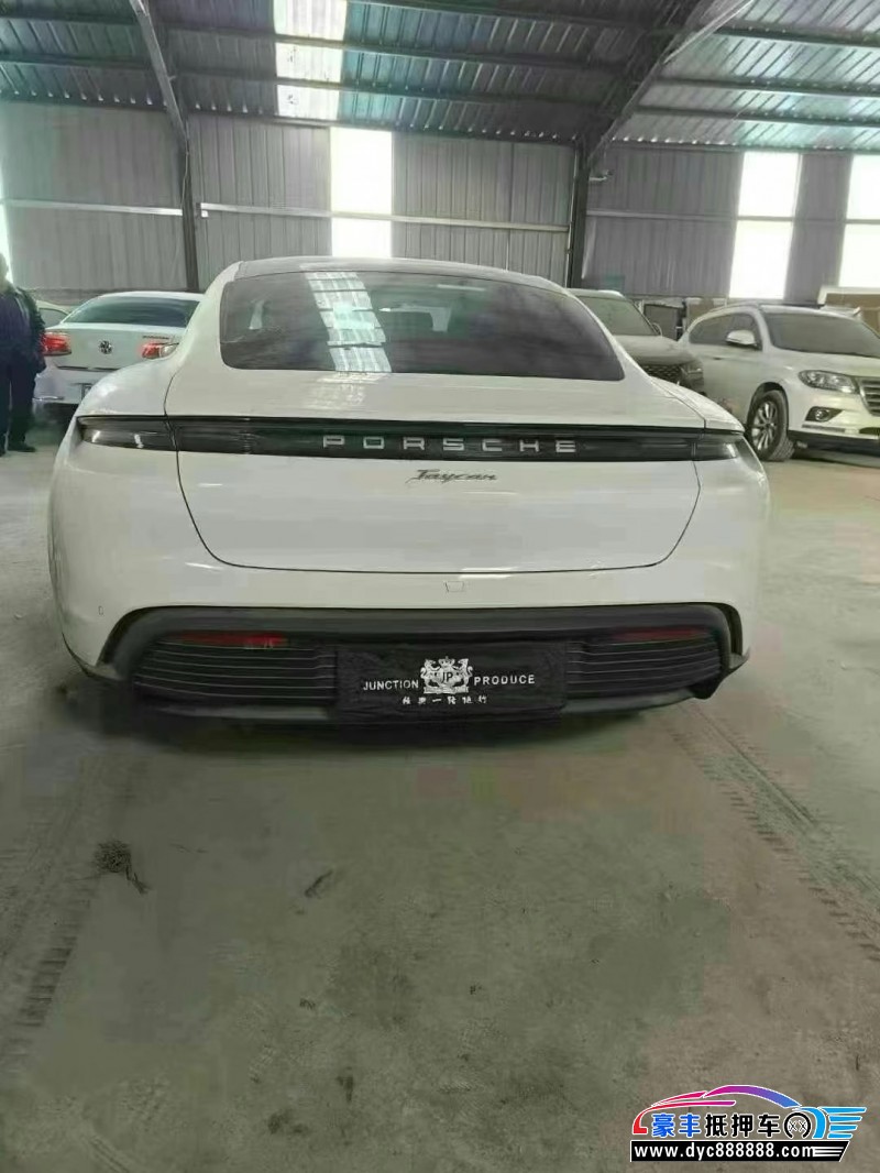 23年保时捷TaYcan轿车抵押车出售