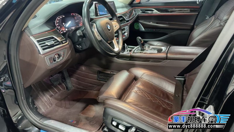 21年宝马7系轿车抵押车出售