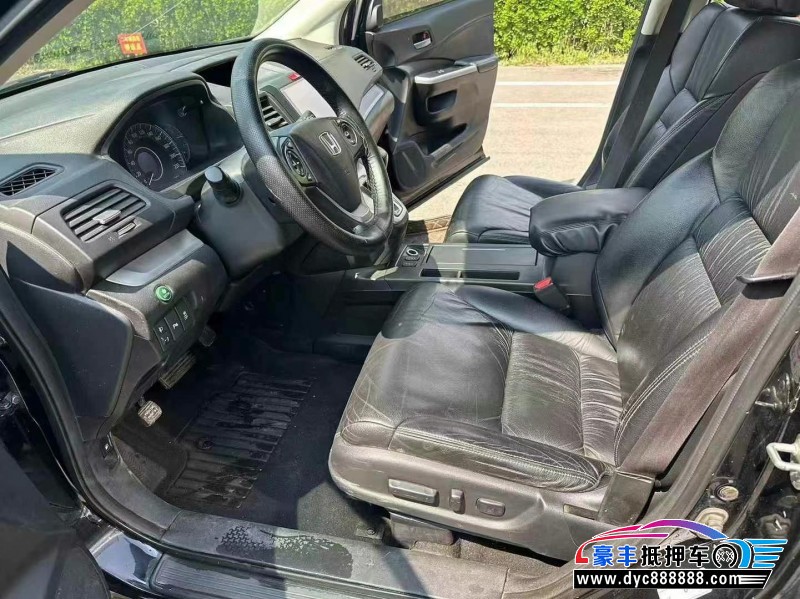 14年本田CR-V轿车抵押车出售