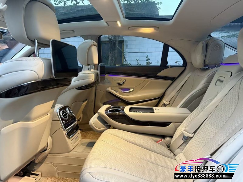 19年奔驰S轿车抵押车出售