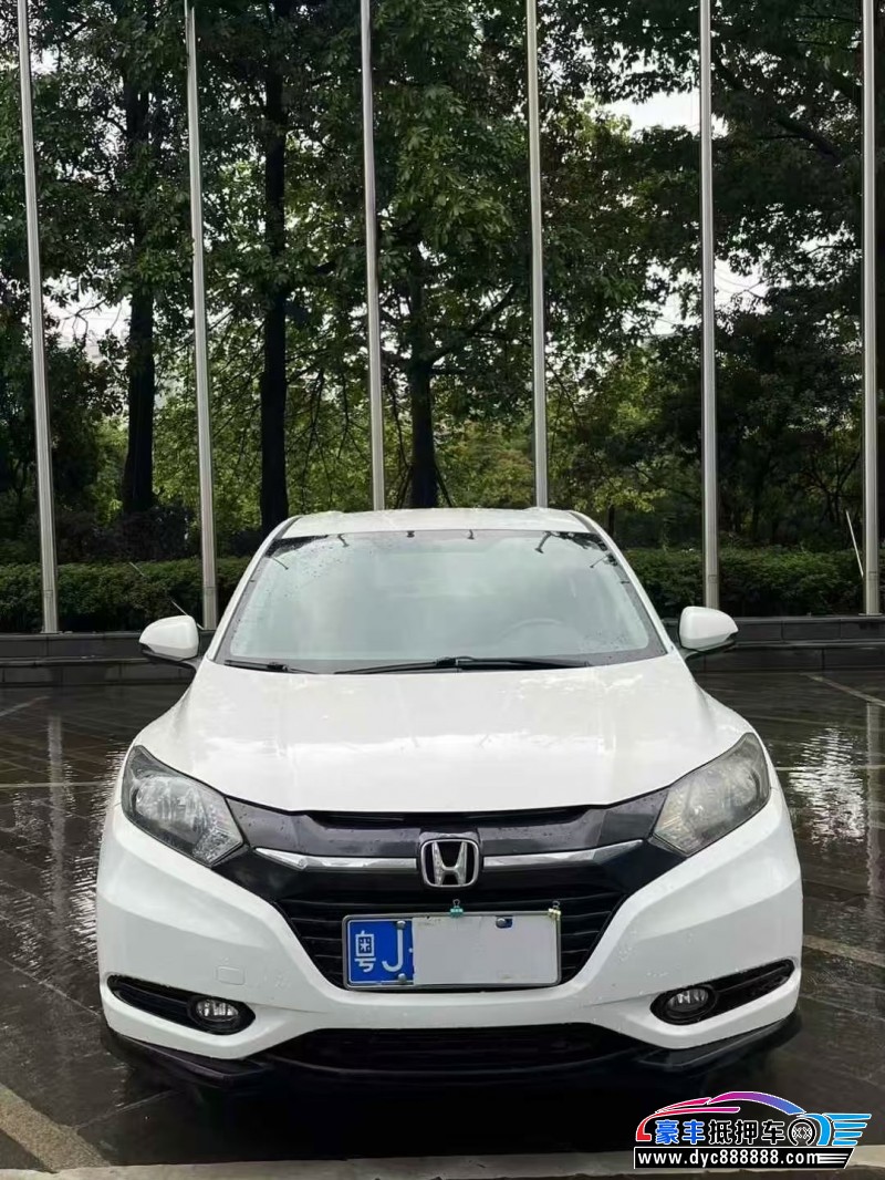 18年本田缤智轿车抵押车出售