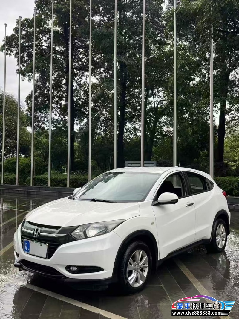 18年本田缤智轿车抵押车出售