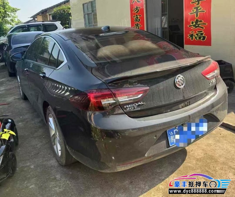 18年别克君威轿车抵押车出售