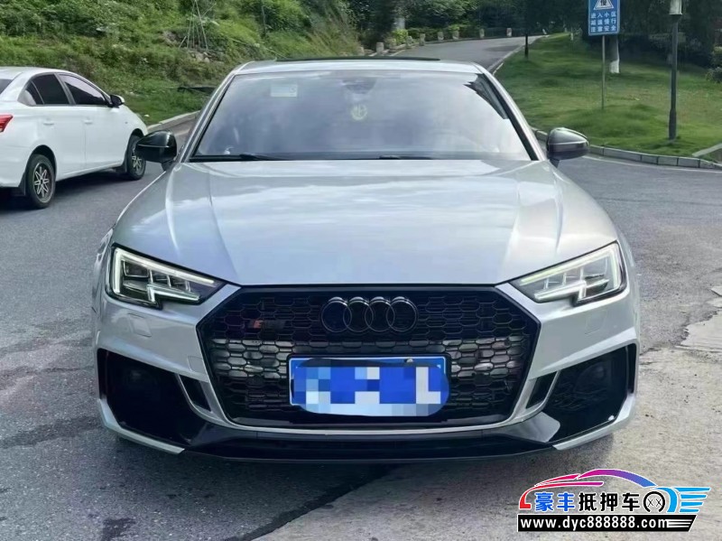 19年奥迪S4轿车抵押车出售