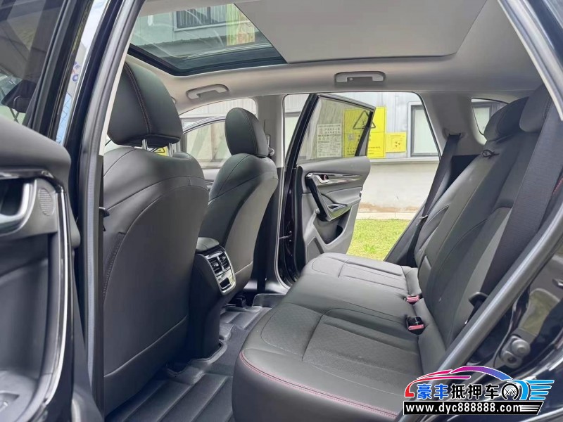 22年东风风神AX7轿车抵押车出售