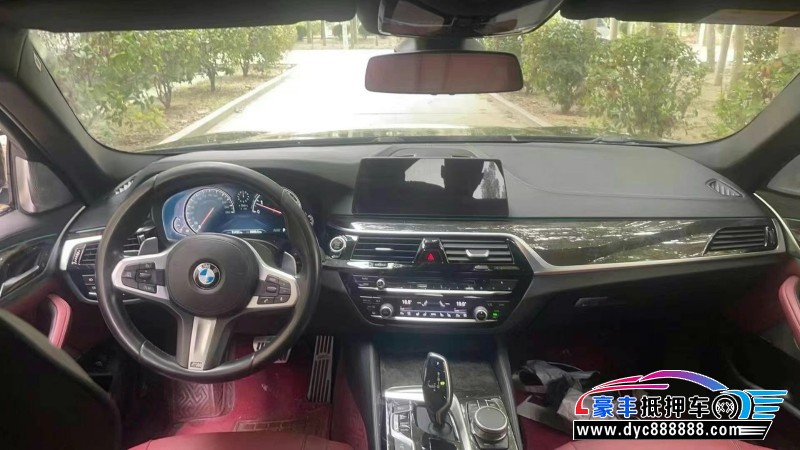 18年宝马5系轿车抵押车出售