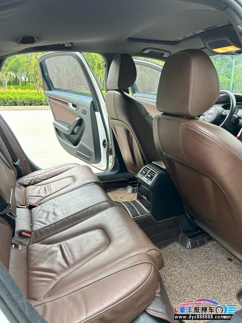 15年奥迪A4L轿车抵押车出售