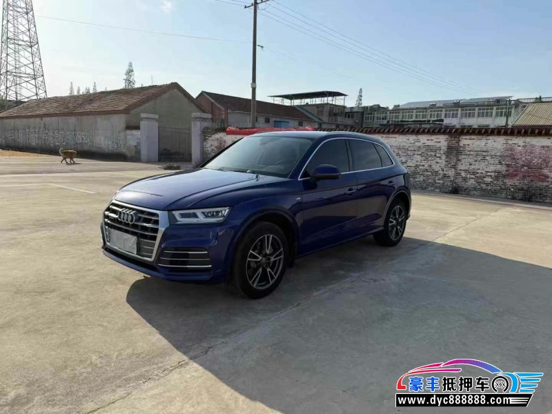 18年奥迪Q5轿车抵押车出售