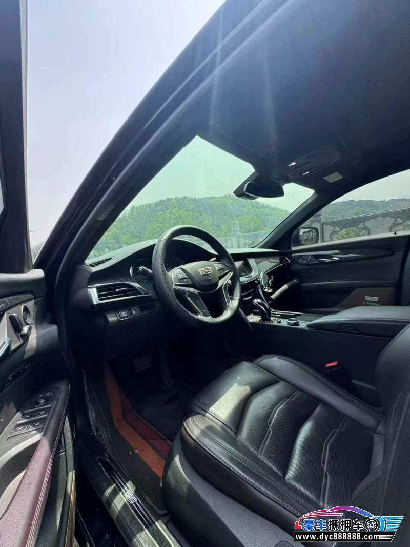 22年凯迪拉克CT6轿车抵押车出售