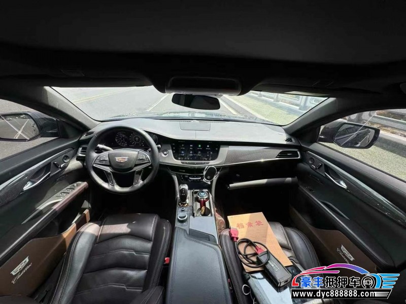 22年凯迪拉克CT6轿车抵押车出售