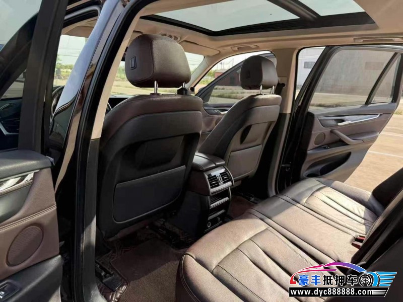 17年宝马X5轿车抵押车出售