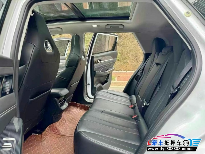 23年东风风神浩瀚轿车抵押车出售