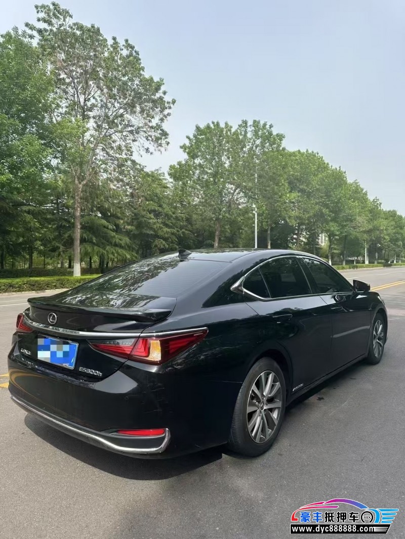 19年雷克萨斯ES轿车抵押车出售