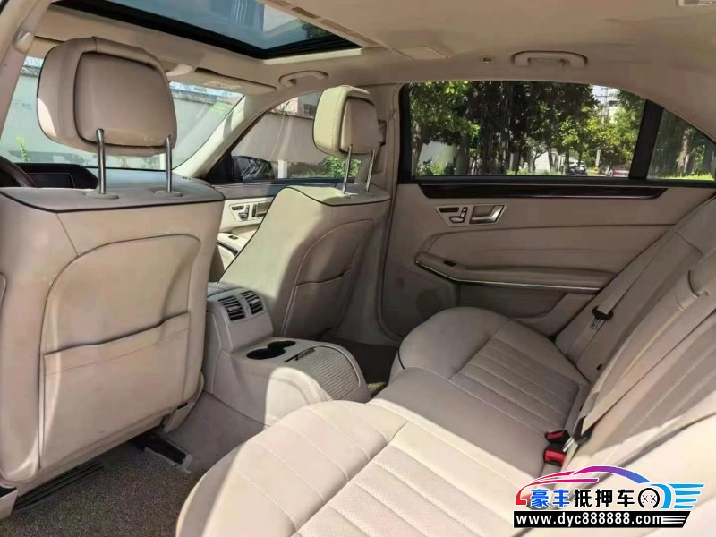 15年奔驰E轿车抵押车出售