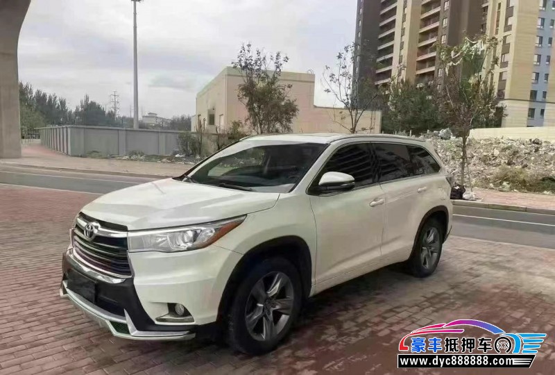 17年丰田汉兰达轿车抵押车出售