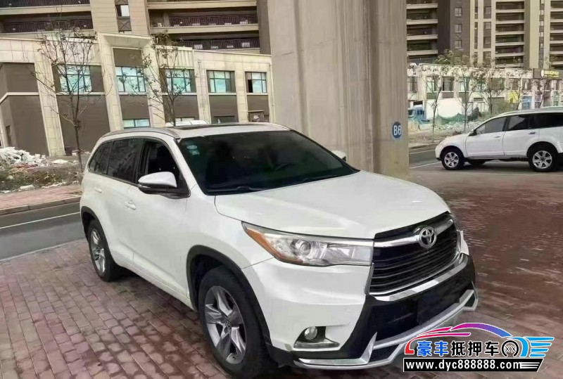 17年丰田汉兰达轿车抵押车出售