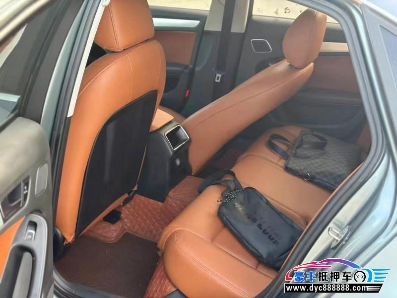 14年奥迪A4L轿车抵押车出售