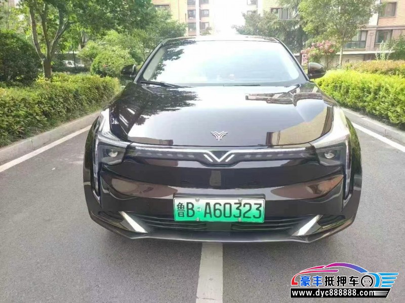 23年哪吒U轿车抵押车出售