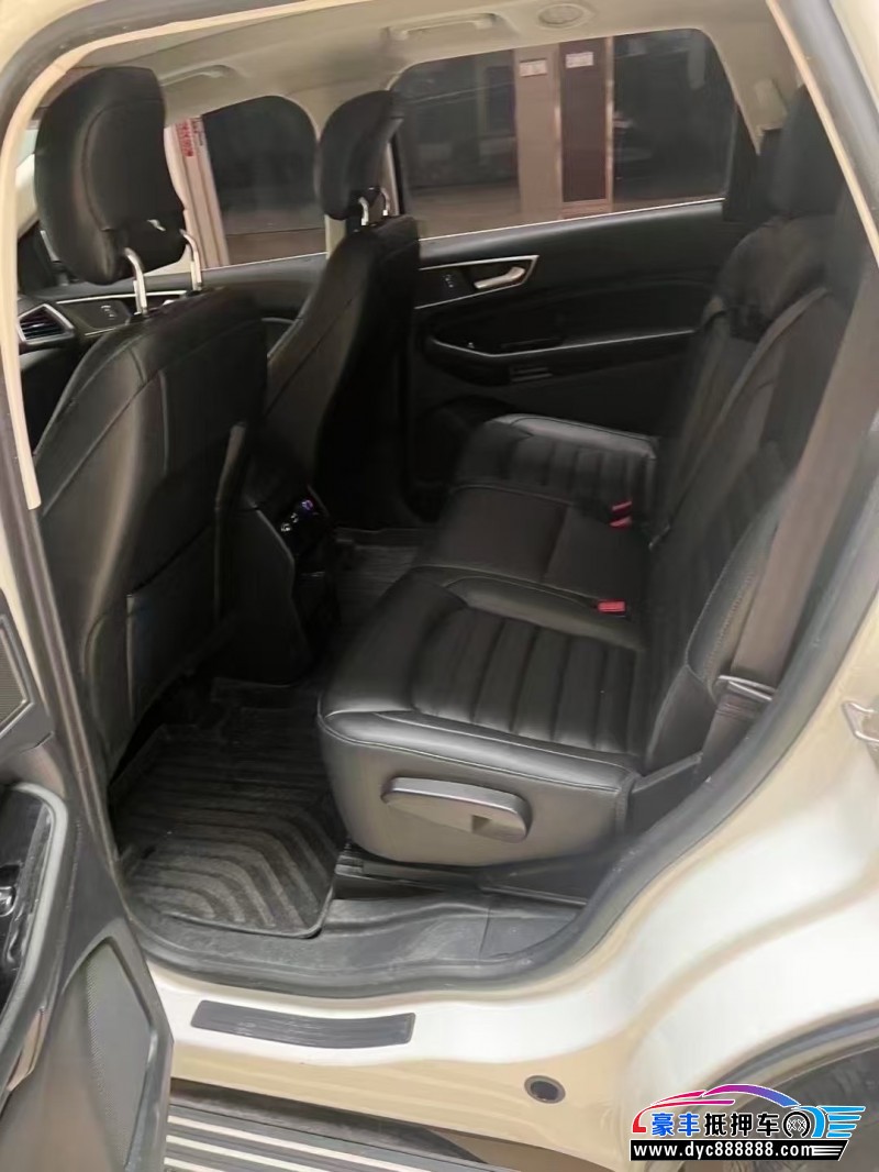 20年福特锐界轿车抵押车出售