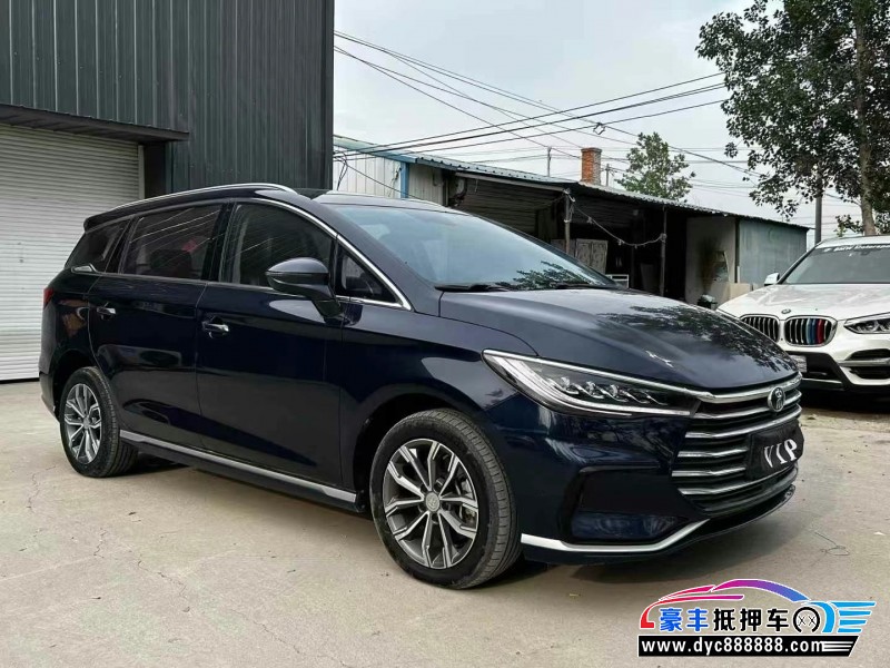 20年比亚迪宋轿车抵押车出售