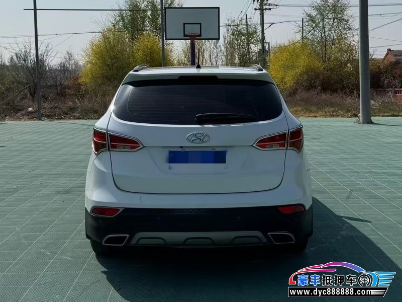 14年现代新胜达SUV抵押车出售