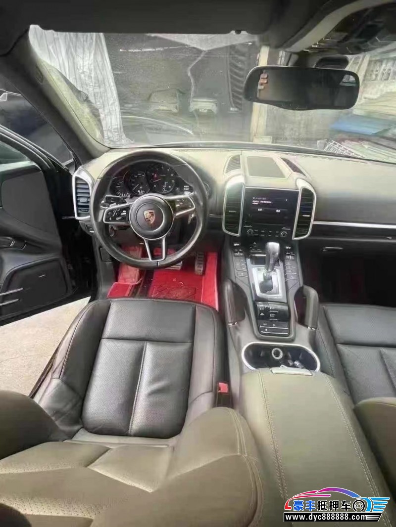 17年保时捷卡宴轿车抵押车出售