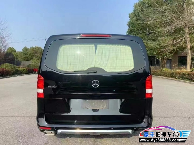 20年奔驰威霆轿车抵押车出售