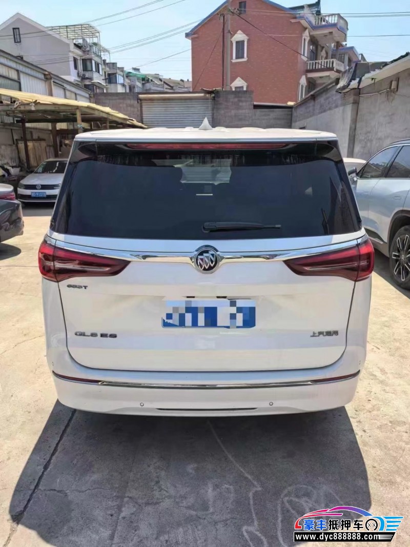 22年别克GL8轿车抵押车出售