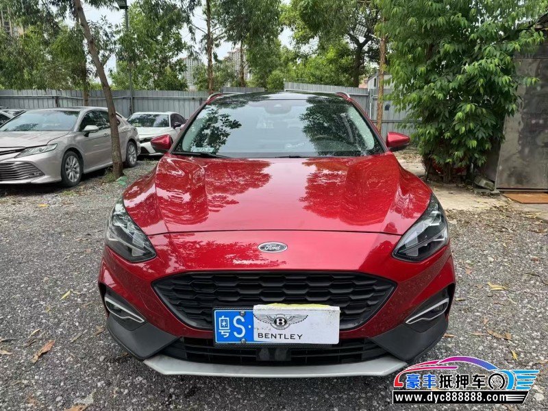 20年福特福克斯轿车抵押车出售