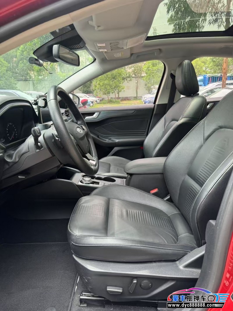 20年福特福克斯轿车抵押车出售