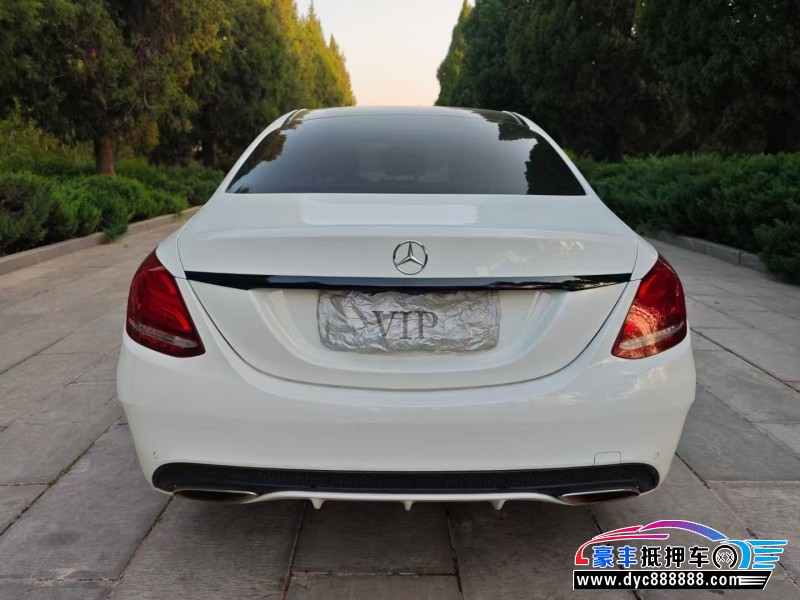 17年奔驰C轿车抵押车出售