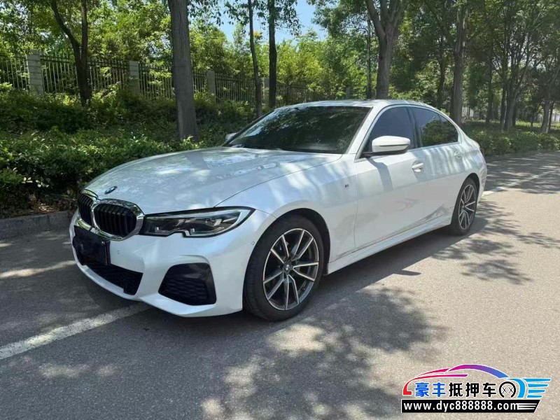 20年宝马3系轿车抵押车出售