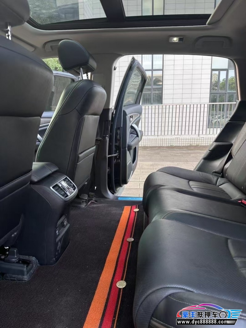 23年本田冠道轿车抵押车出售