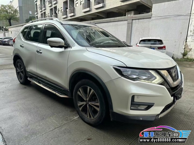 20年日产奇骏轿车抵押车出售