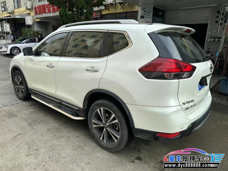 20年日产奇骏轿车抵押车出售