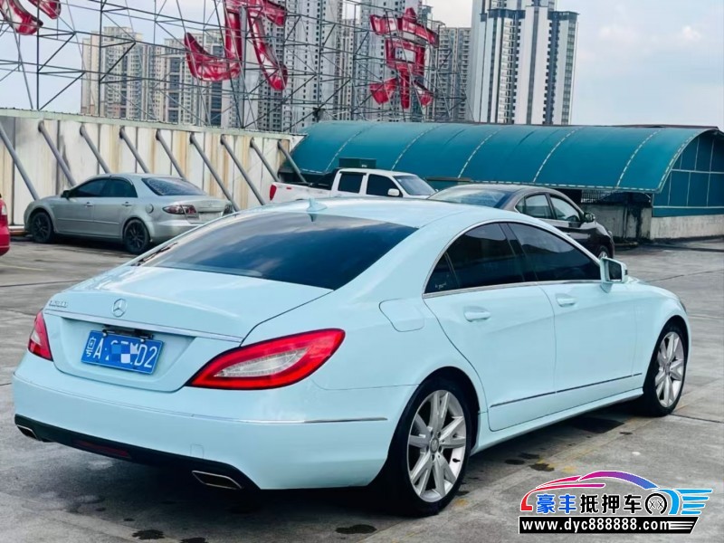 13年奔驰CLS轿车抵押车出售