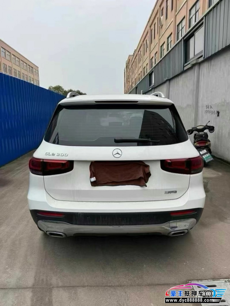 22年奔驰GLB轿车抵押车出售