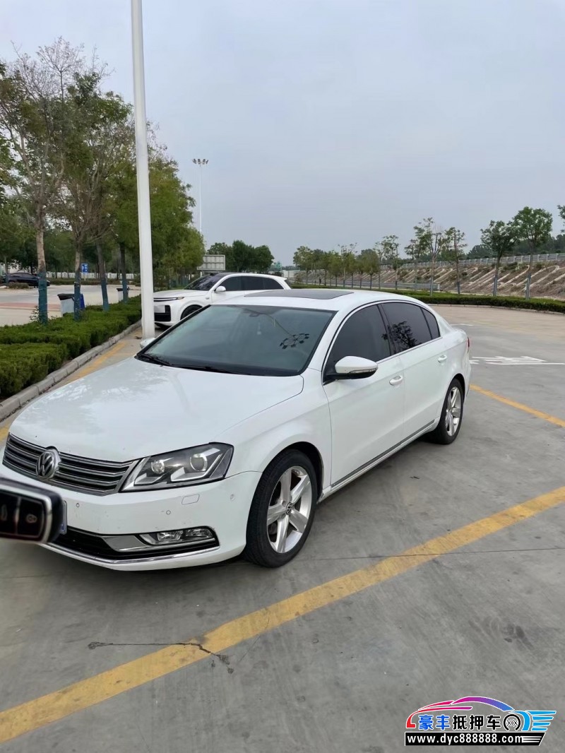 15年大众迈腾轿车抵押车出售