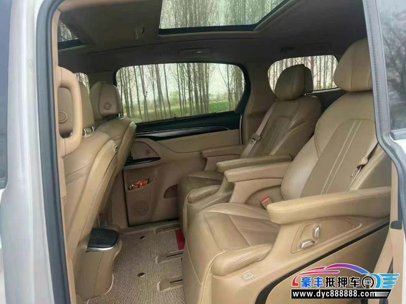 20年别克GL8轿车抵押车出售