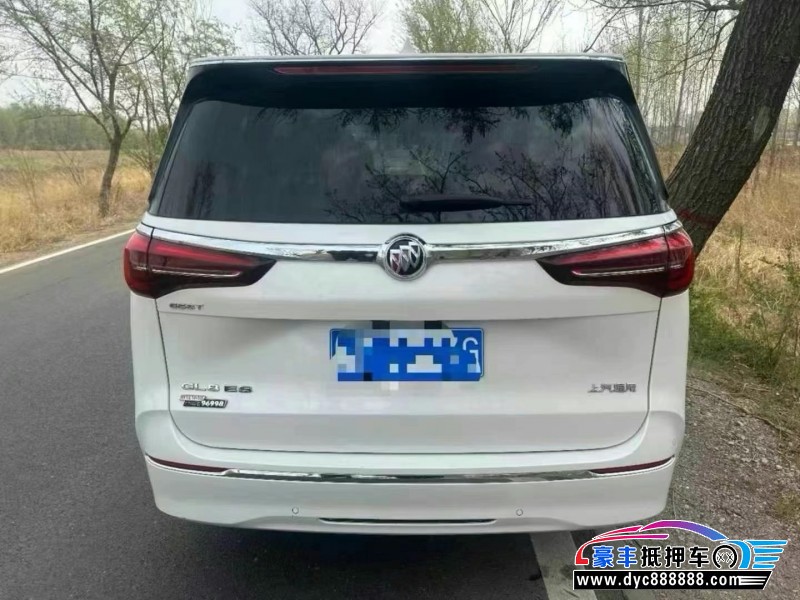 20年别克GL8轿车抵押车出售