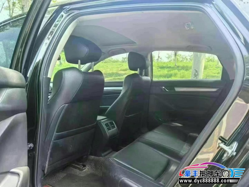 20年本田雅阁轿车抵押车出售