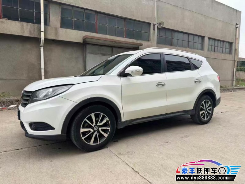 17年东风风光580轿车抵押车出售