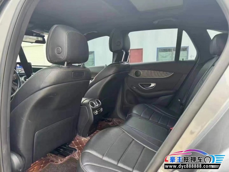 16年奔驰GLC轿车抵押车出售