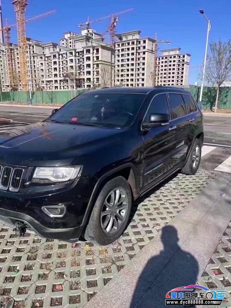 15年Jeep大切诺基轿车抵押车出售