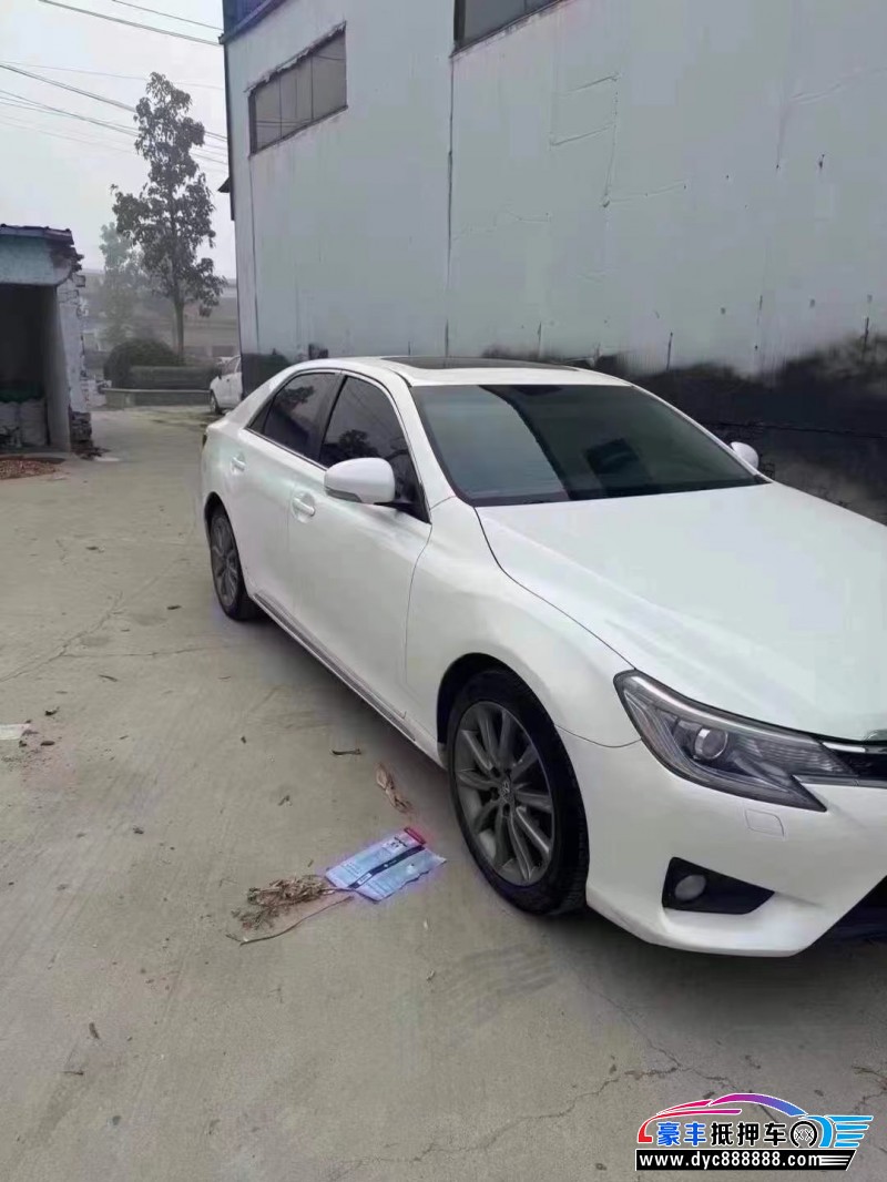 14年丰田锐志轿车抵押车出售