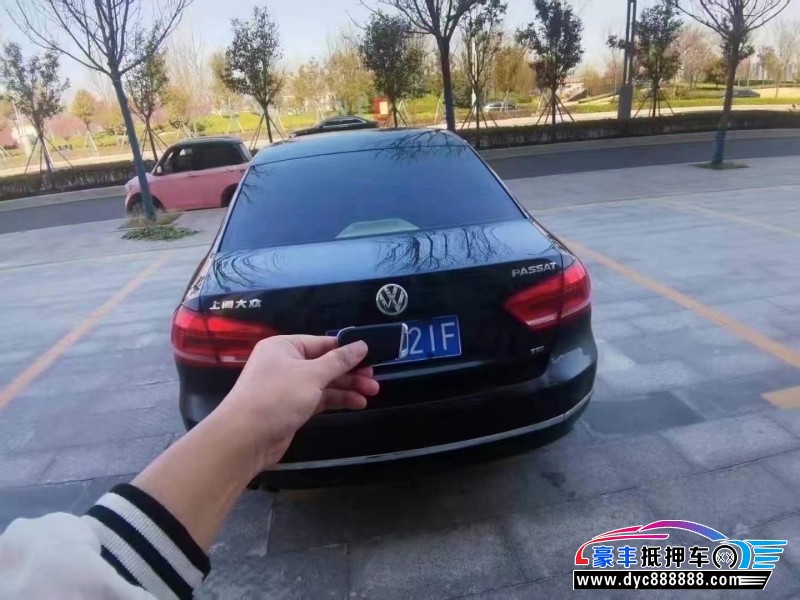 13年大众帕萨特轿车抵押车出售