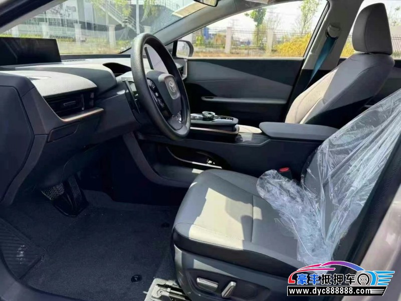 25年丰田BZ3轿车抵押车出售