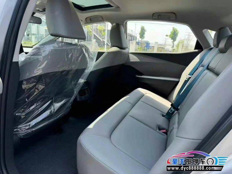 25年丰田BZ3轿车抵押车出售