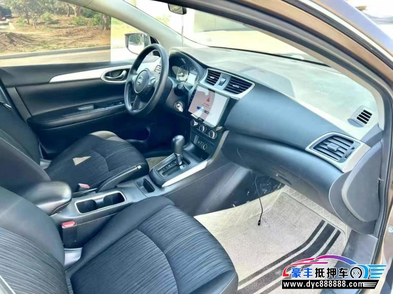 20年日产轩逸轿车抵押车出售