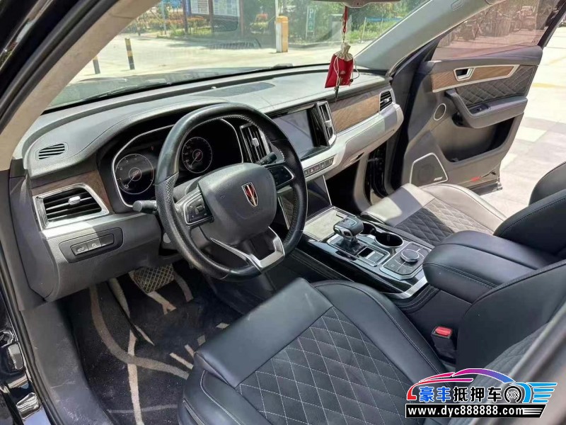 20年红旗HS7轿车抵押车出售